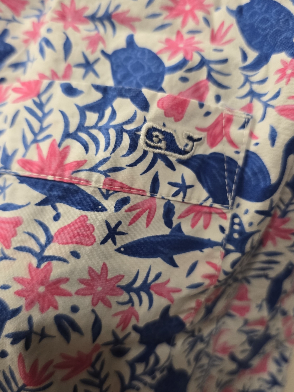 Vineyard Vines Sea Life Beachy Button-Down Shirt - Picture 3 of 8